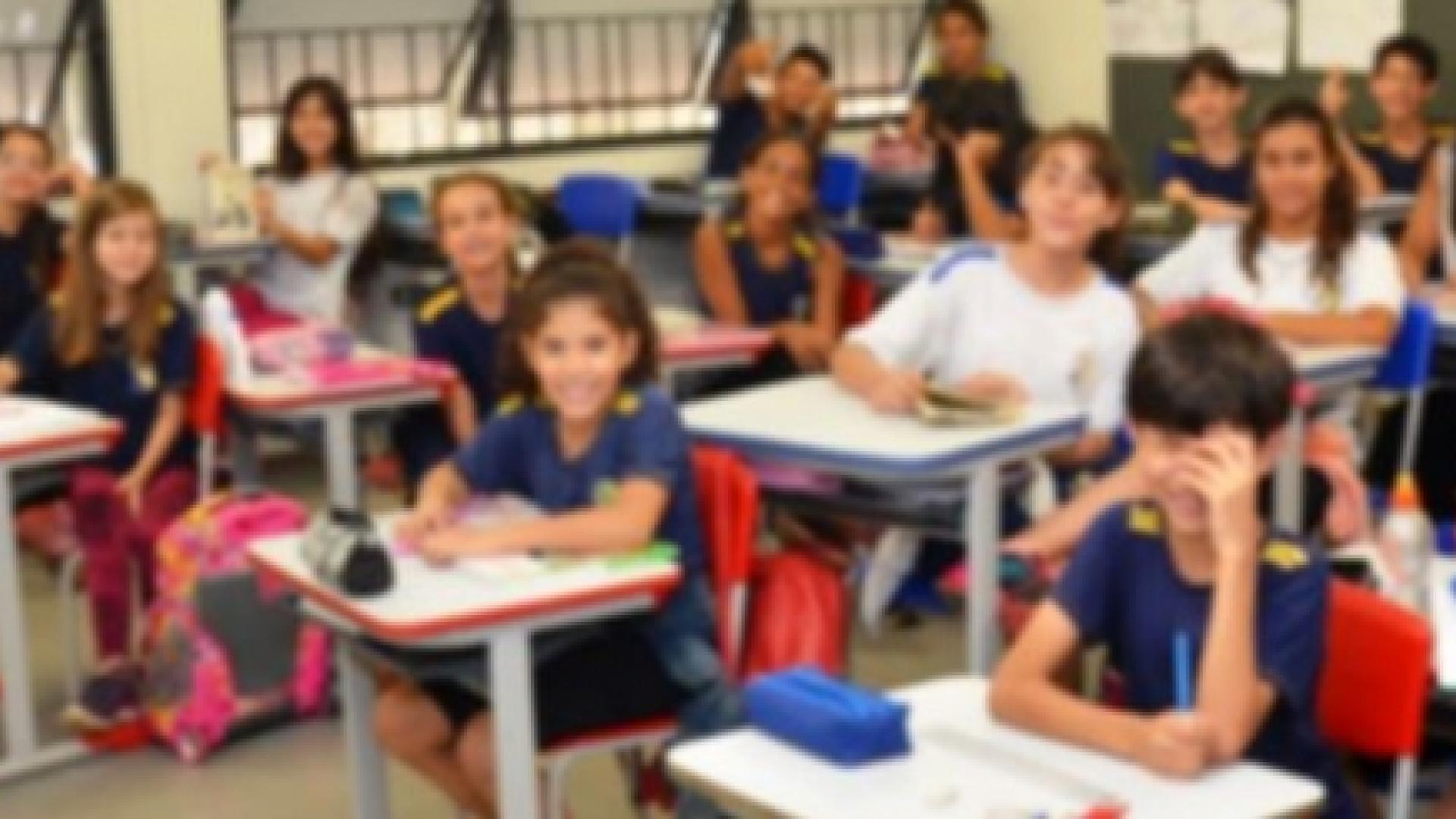 Foto de alunos de Educação Básica - ESEBA